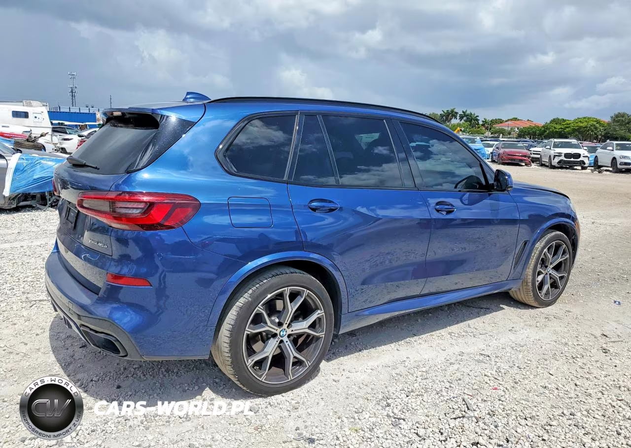 2021 BMW X5 xDrive45E VIN:5UXTA6C09M9E52718 - 3