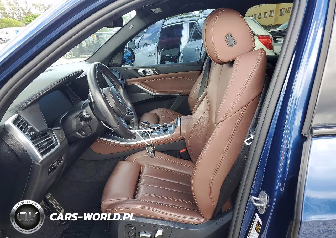 2021 BMW X5 xDrive45E VIN:5UXTA6C09M9E52718 - 7