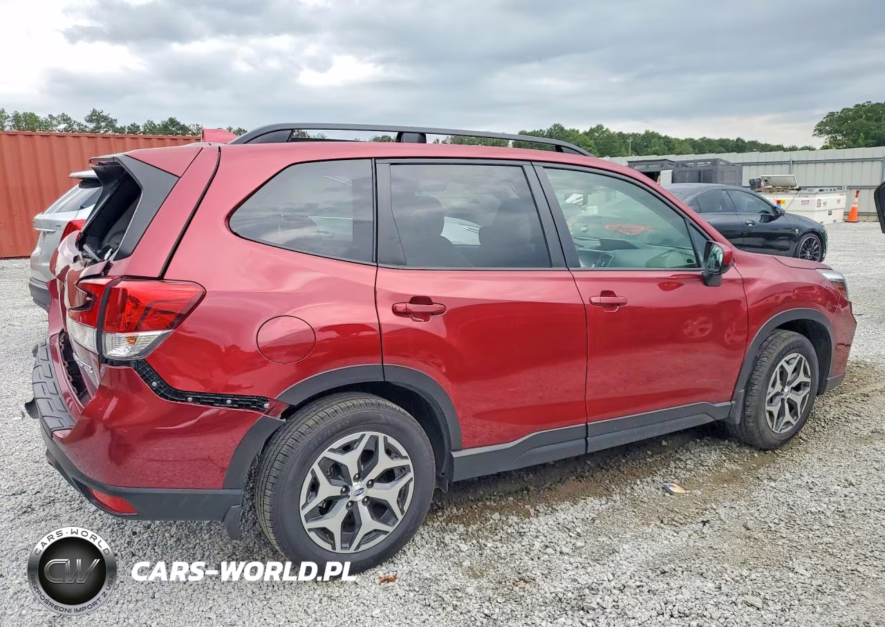 2020 Subaru Forester Premium VIN:JF2SKAJC9LH551410 - 3