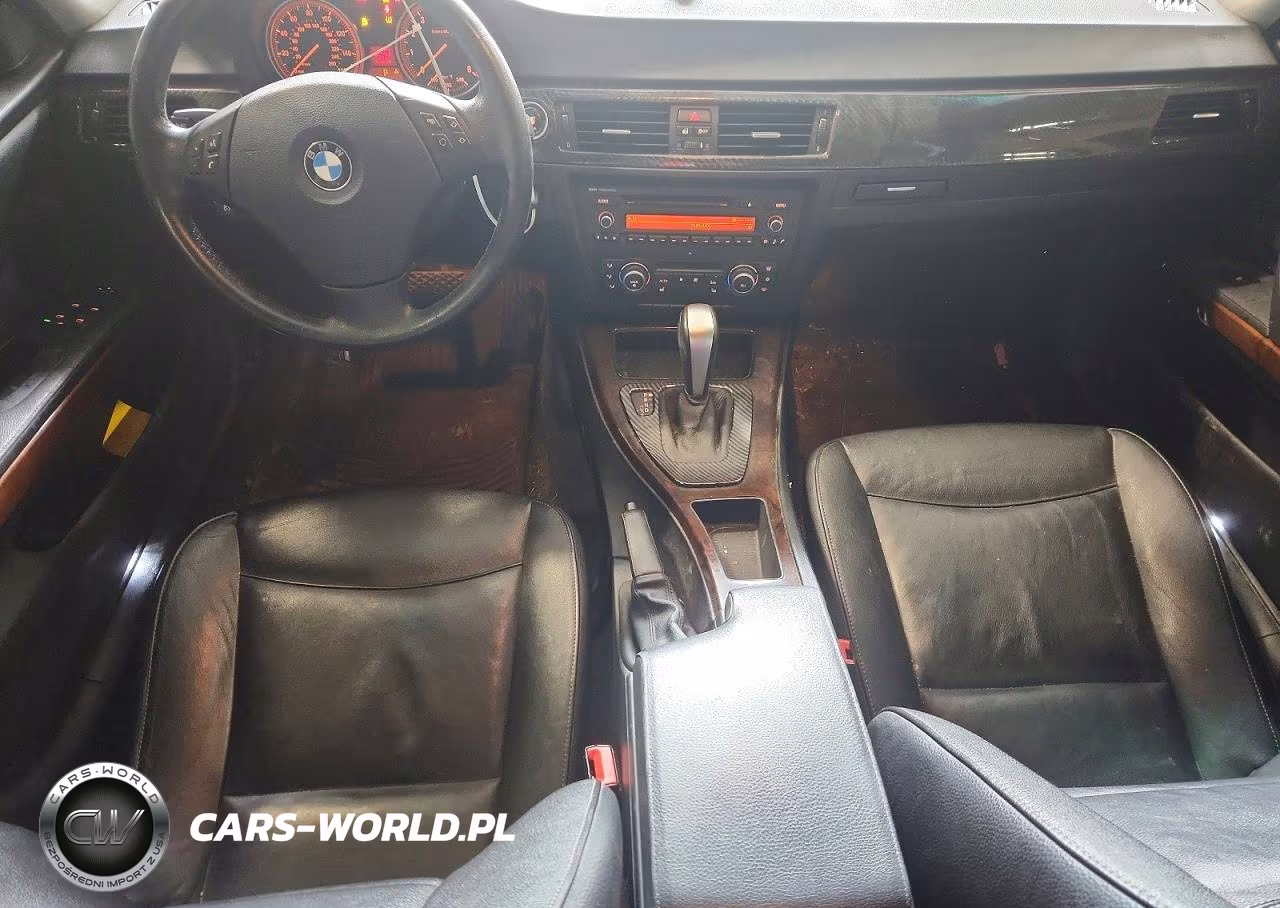 2011 BMW 335 Xi VIN:WBAPL5C54BA920556 - 8
