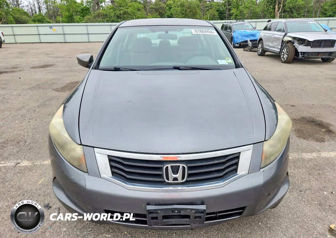 2010 Honda Accord Lxp VIN:1HGCP2F47AA139604 - 5