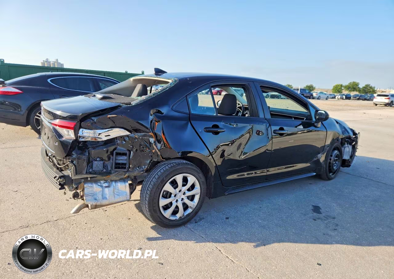 2026 Toyota Corolla Le VIN:5YFB4MDEXTP408641 - 3