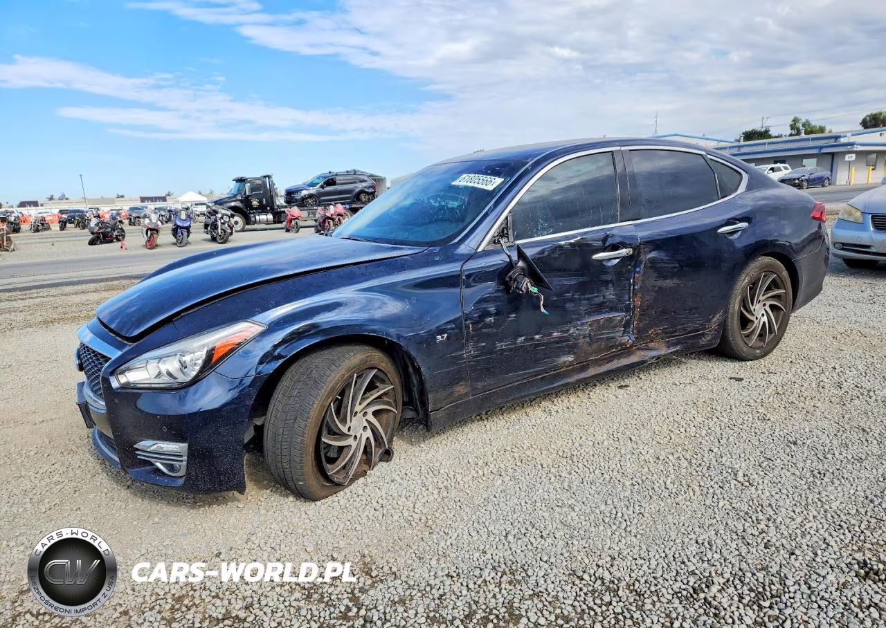 2018 Infiniti Q70 3.7 Luxe