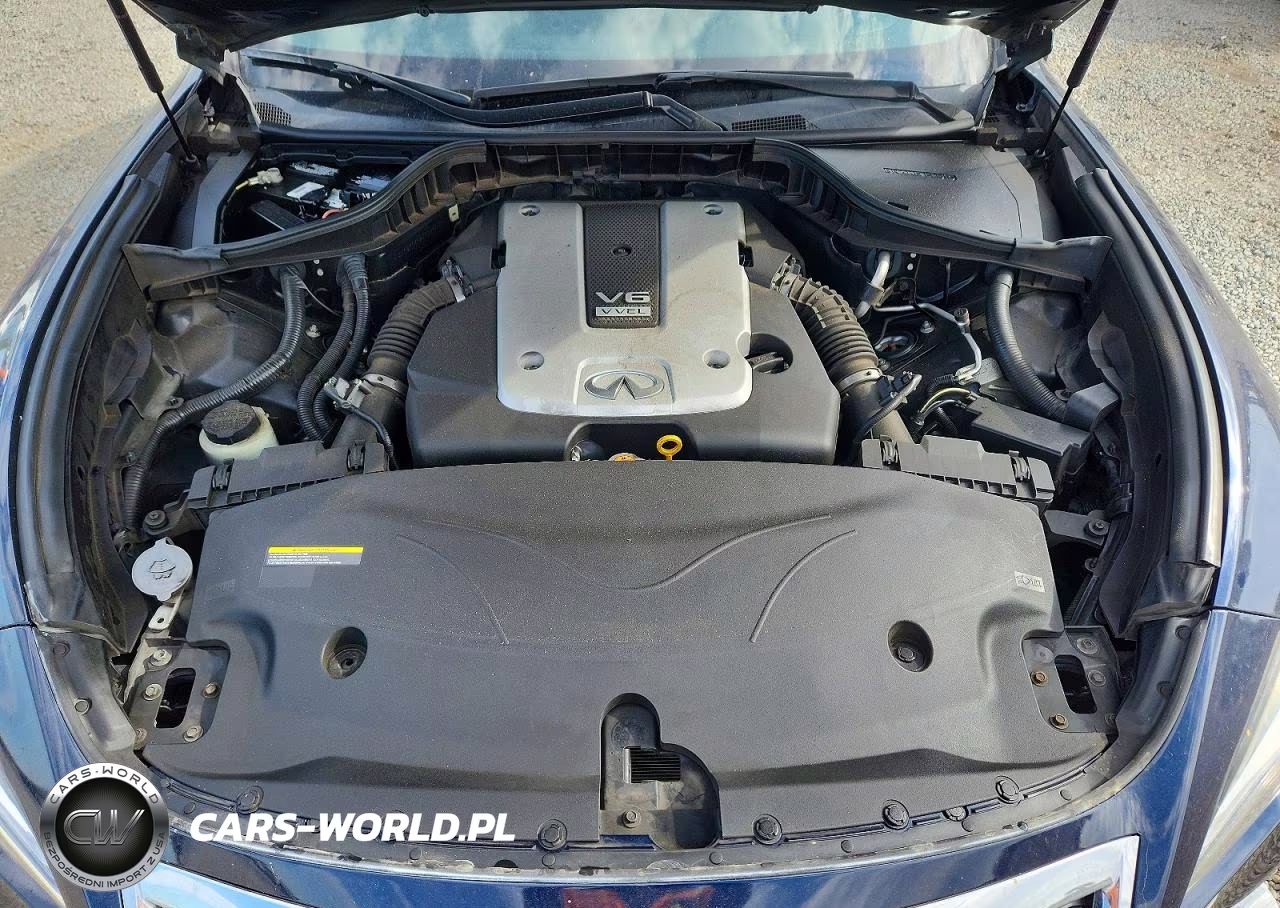2018 Infiniti Q70 3.7 Luxe VIN:JN1BY1AP2JM180257 - 11