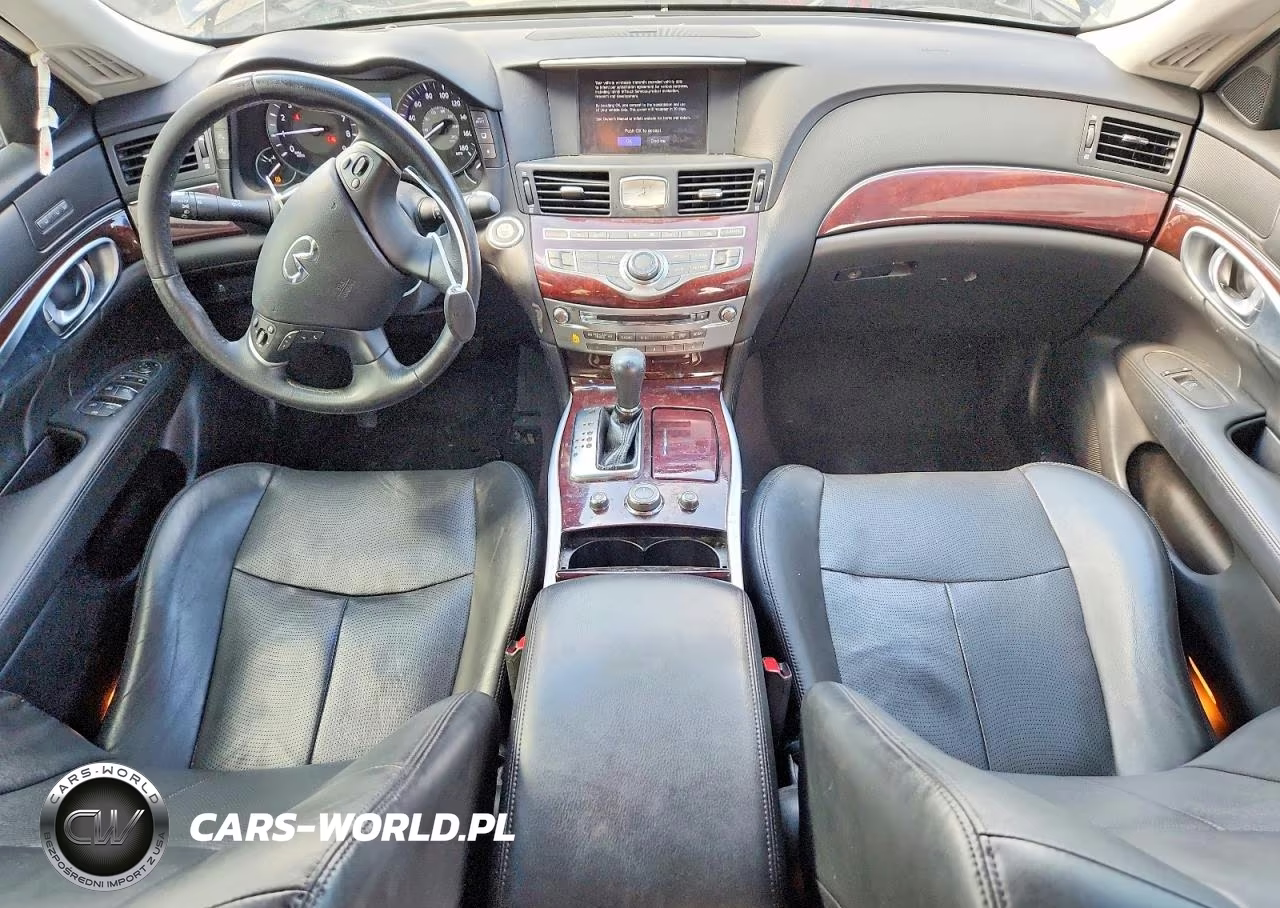 2018 Infiniti Q70 3.7 Luxe VIN:JN1BY1AP2JM180257 - 8