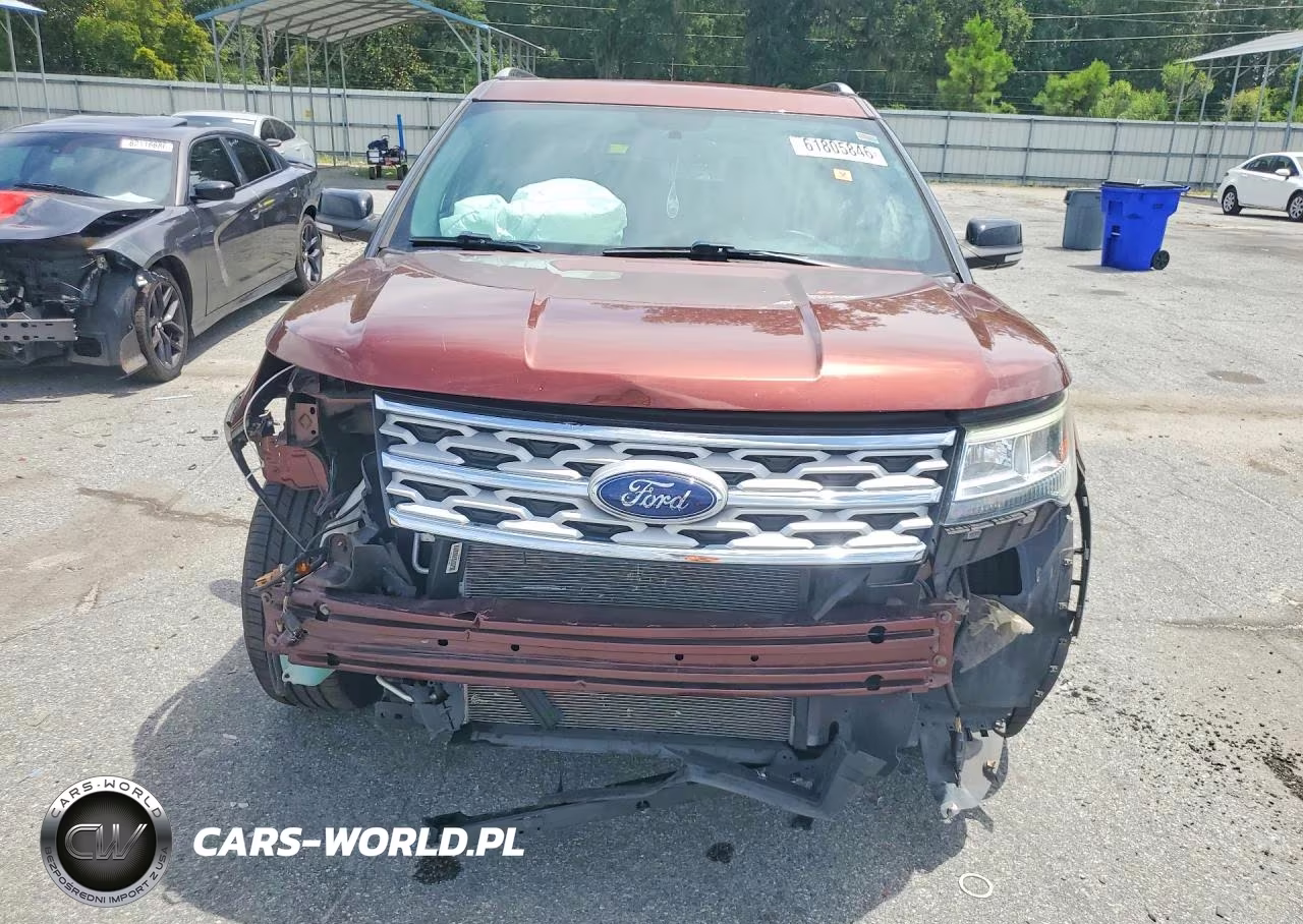 2018 Ford Explorer Xlt VIN:1FM5K7D88JGC47280 - 5