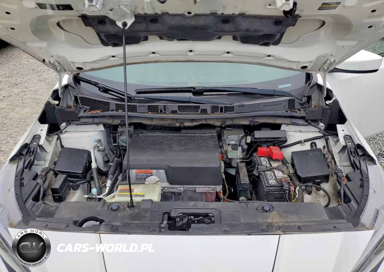 2018 Nissan Leaf S VIN:1N4AZ1CP6JC304920 - 12