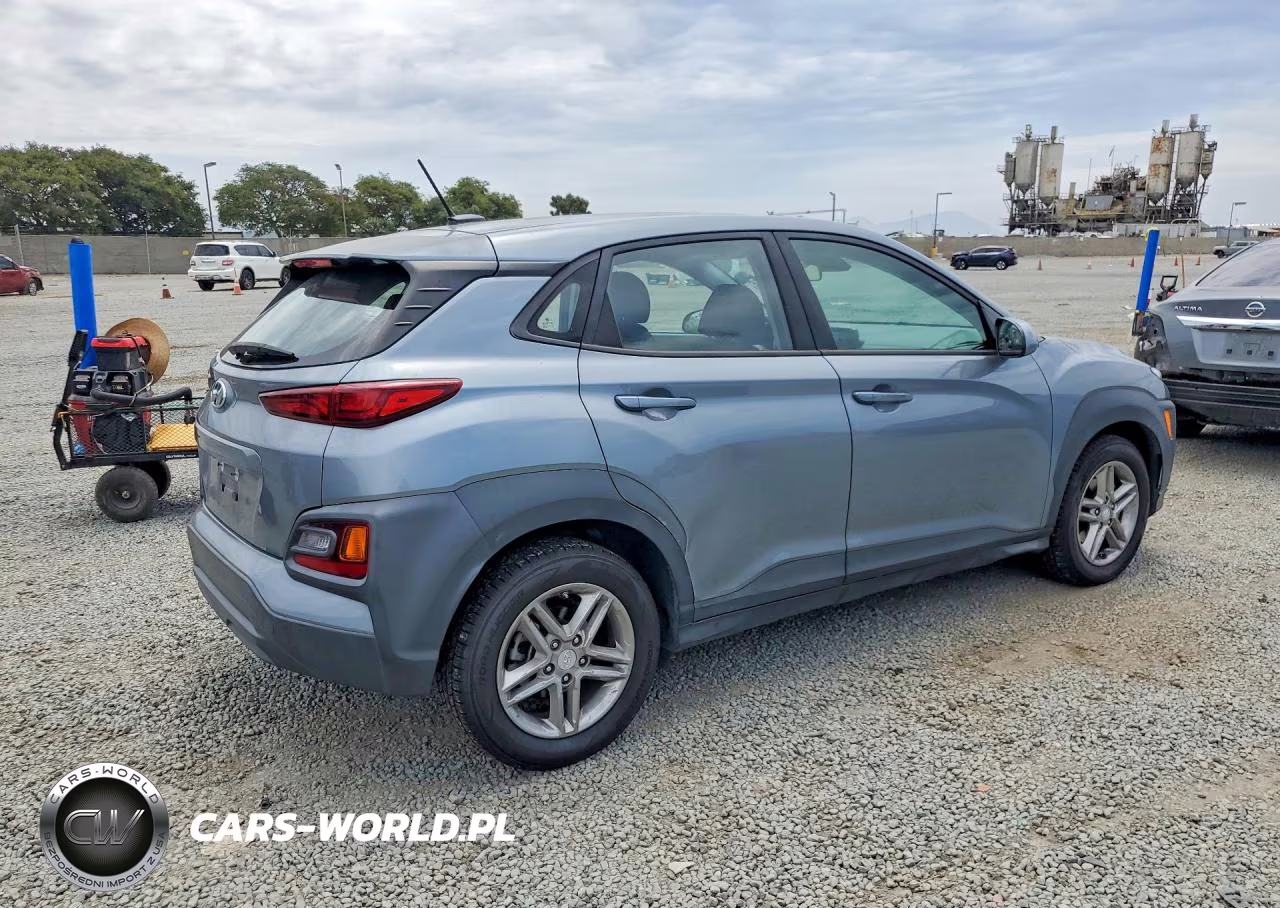 2020 Hyundai Kona Se VIN:KM8K12AA1LU501805 - 3