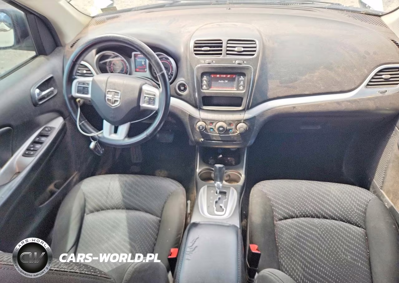 2018 Dodge Journey Se VIN:3C4PDCAB4JT310273 - 8