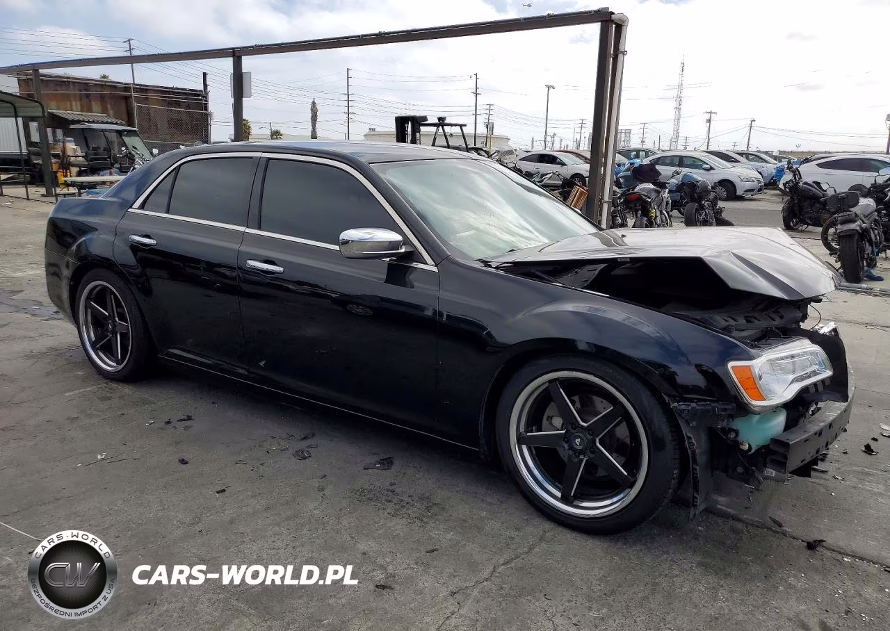 2012 Chrysler 300 Limited VIN:2C3CCACG3CH263378 - 4