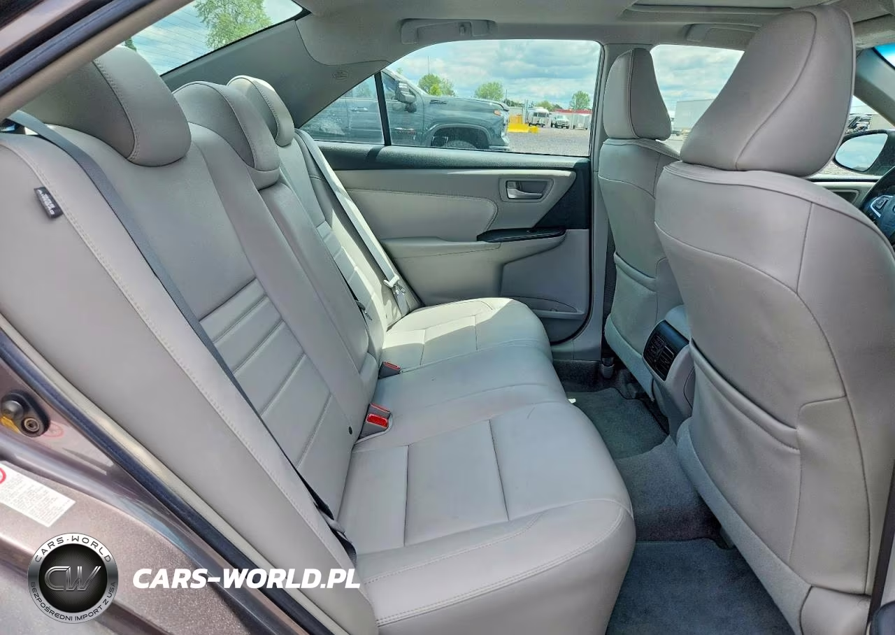 2016 Toyota Camry Xle VIN:4T1BF1FK6GU595604 - 10