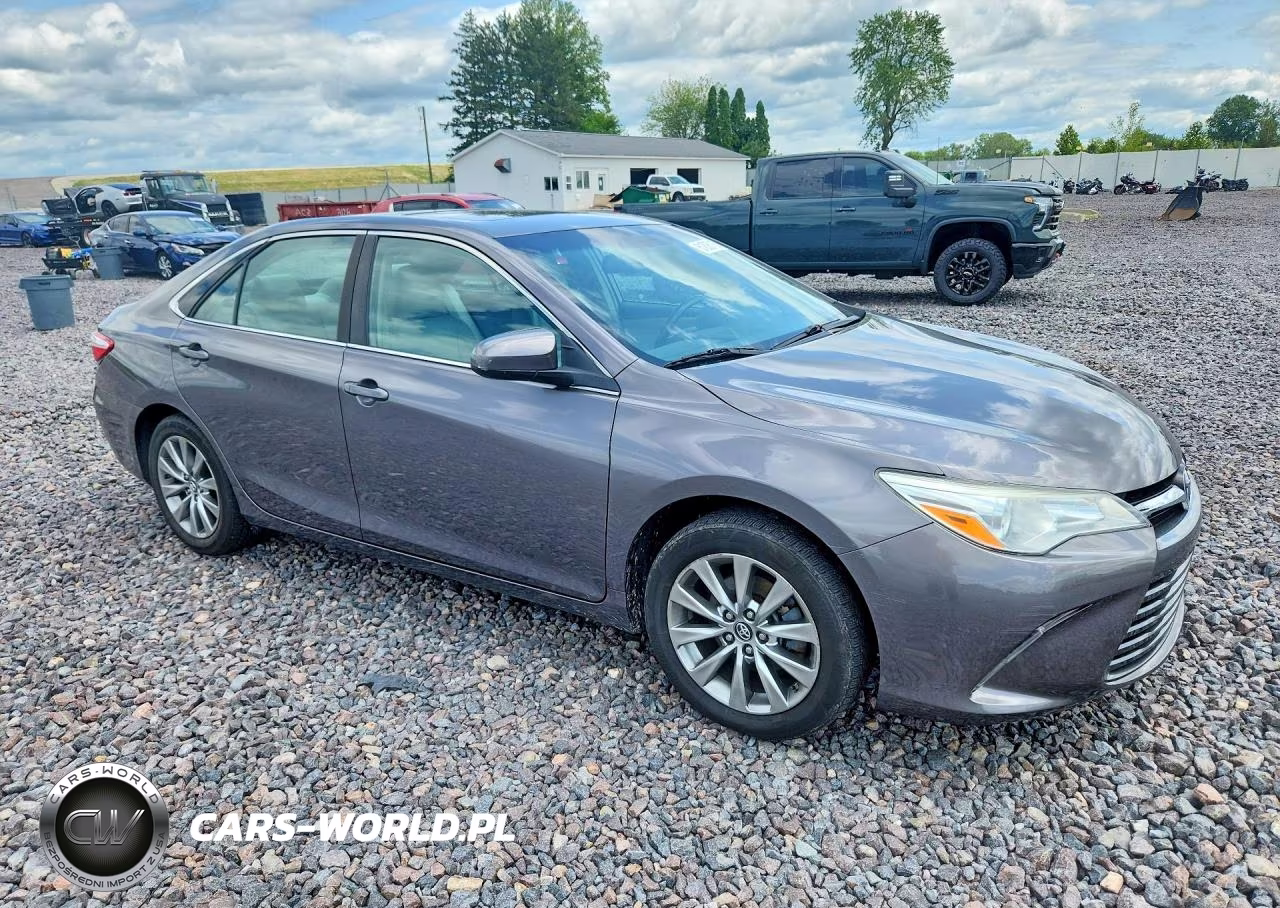 2016 Toyota Camry Xle VIN:4T1BF1FK6GU595604 - 4
