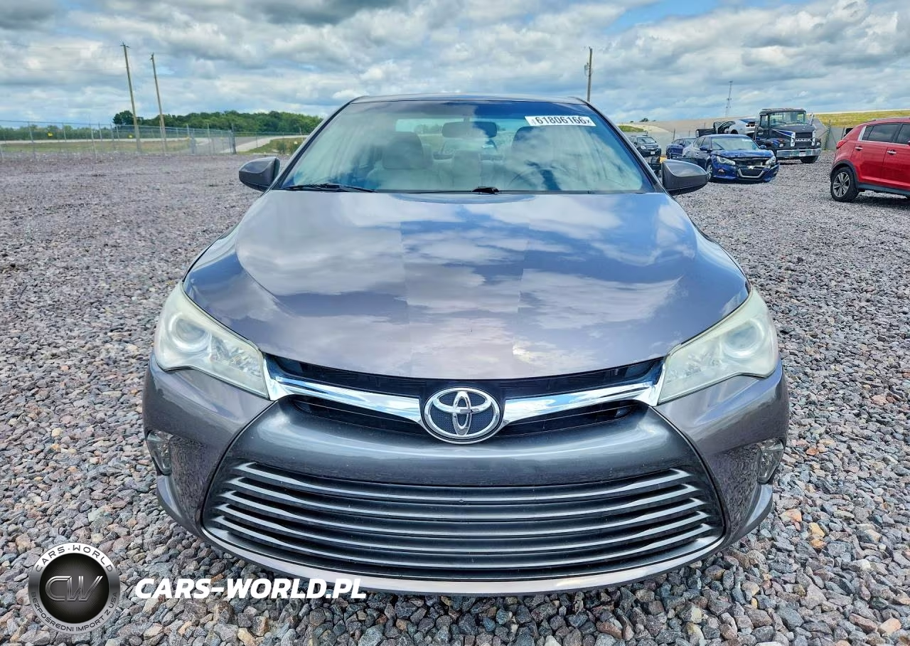 2016 Toyota Camry Xle VIN:4T1BF1FK6GU595604 - 5