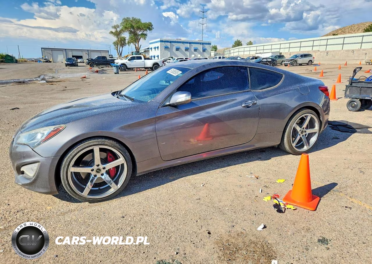 2015 Hyundai Genesis Coupe 3.8 R-Spec – zdjęcie 1 z 12