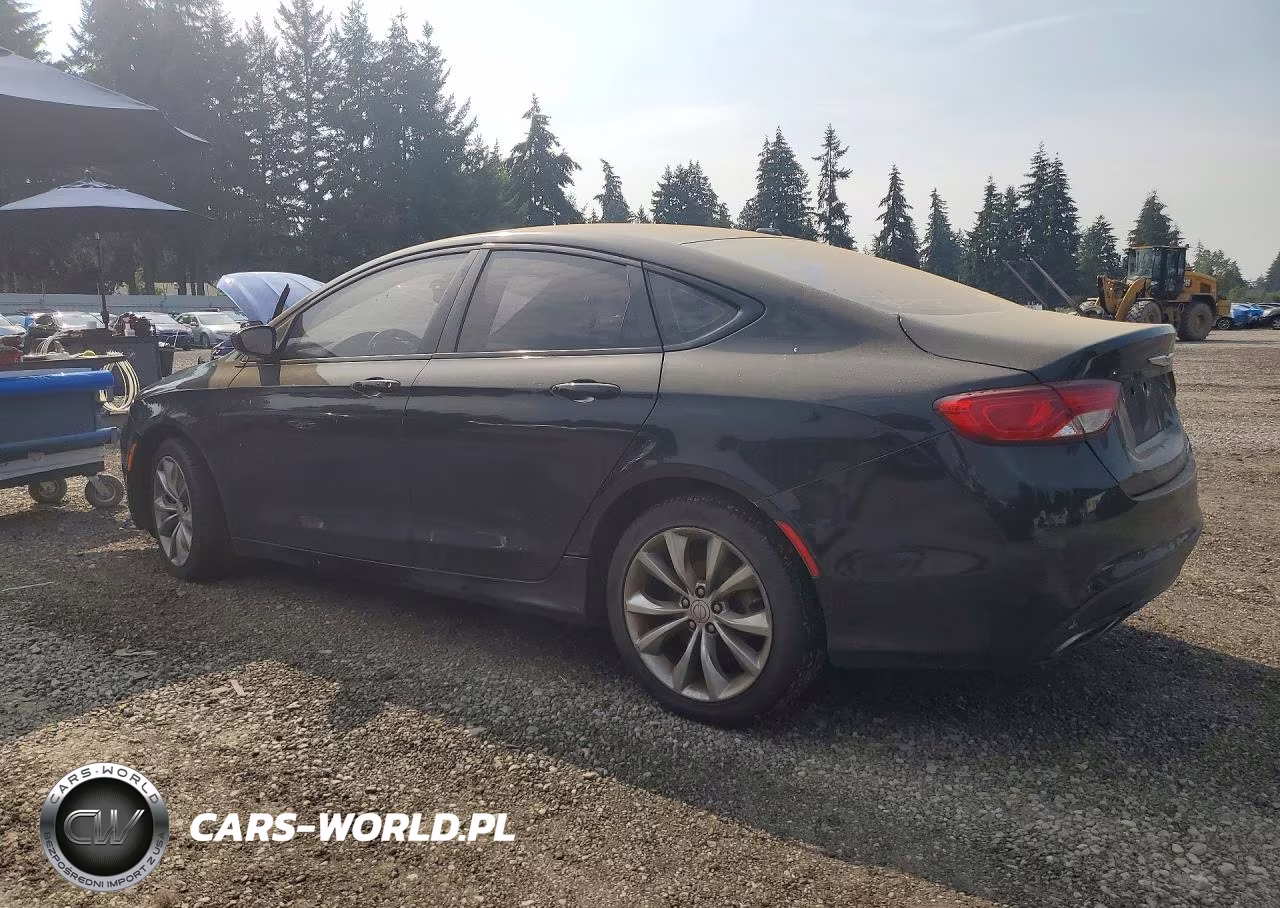 2015 Chrysler 200 S VIN:1C3CCCBB9FN744376 - 2
