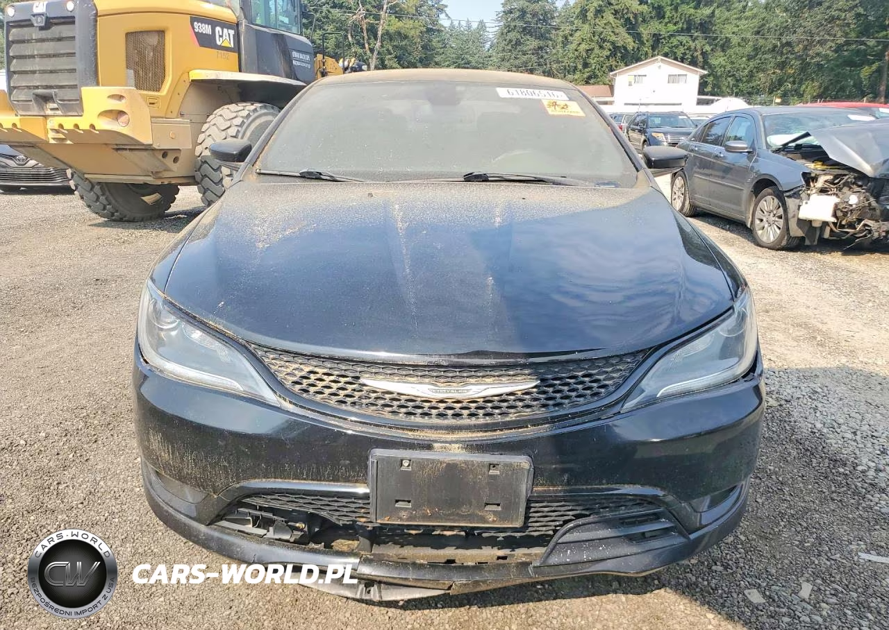 2015 Chrysler 200 S VIN:1C3CCCBB9FN744376 - 5