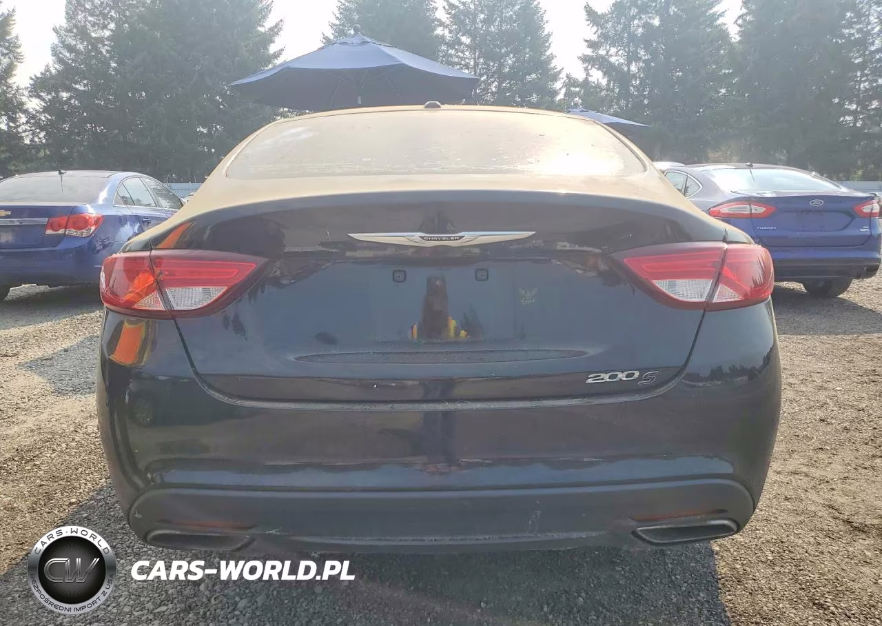 2015 Chrysler 200 S VIN:1C3CCCBB9FN744376 - 6