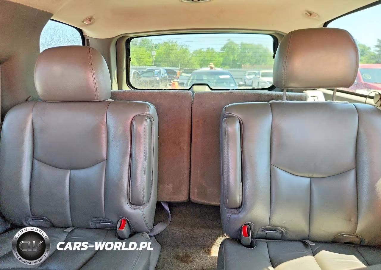 2005 Chevrolet Tahoe K1500 VIN:1GNEK13T25R191071 - 10