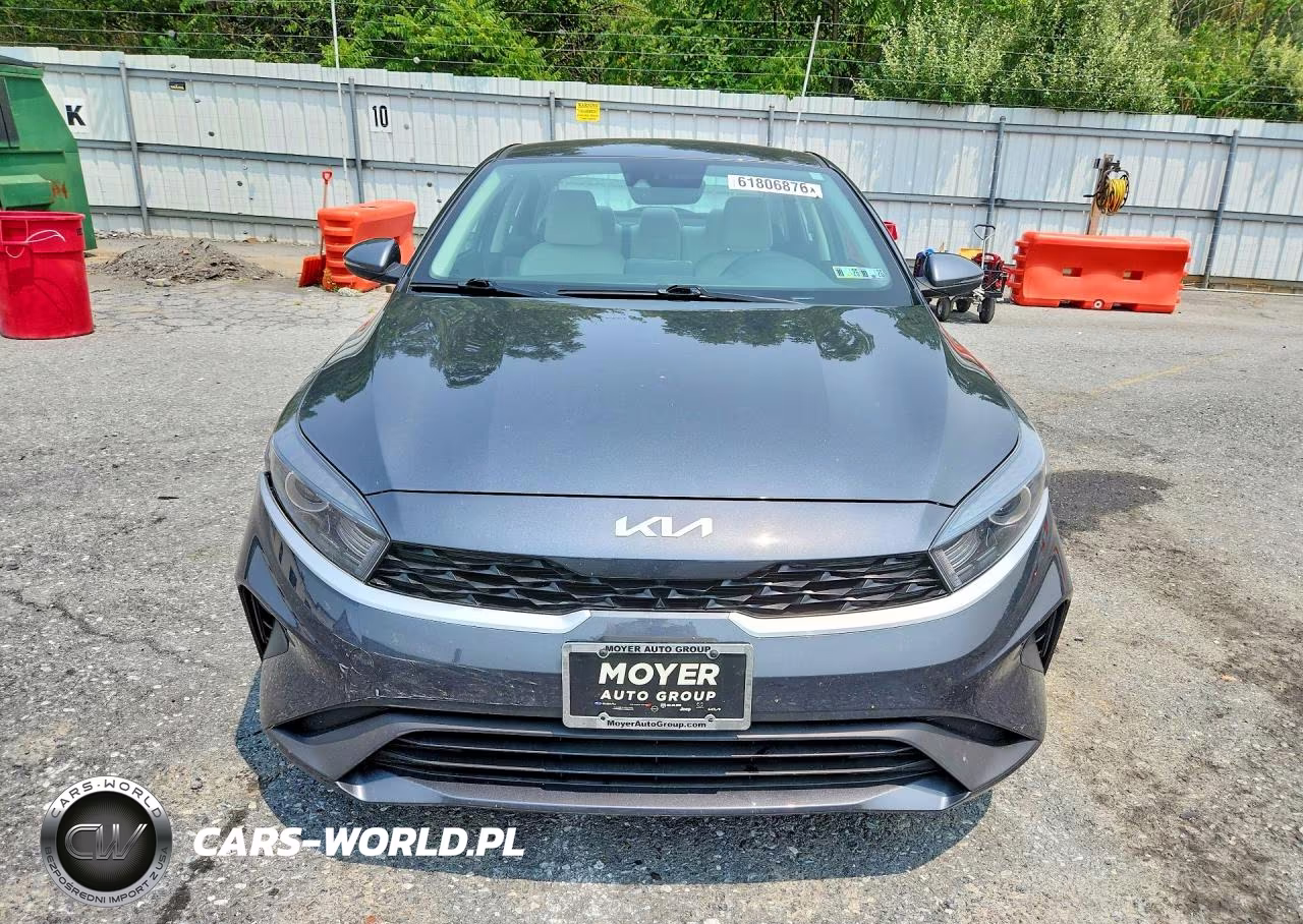 2023 Kia Forte Lxs VIN:3KPF24AD6PE661885 - 5