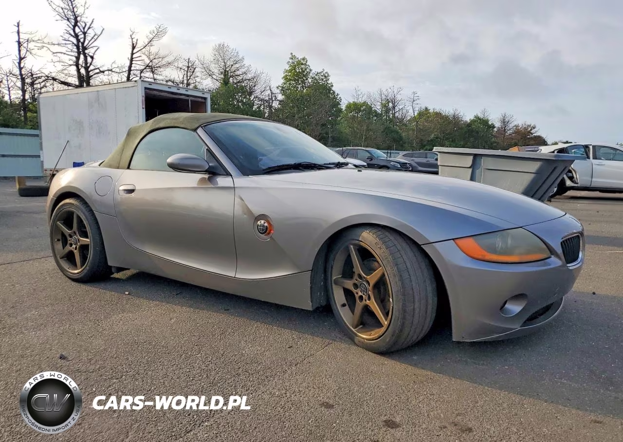2004 BMW Z4 2.5 VIN:4USBT33524LR68088 - 4