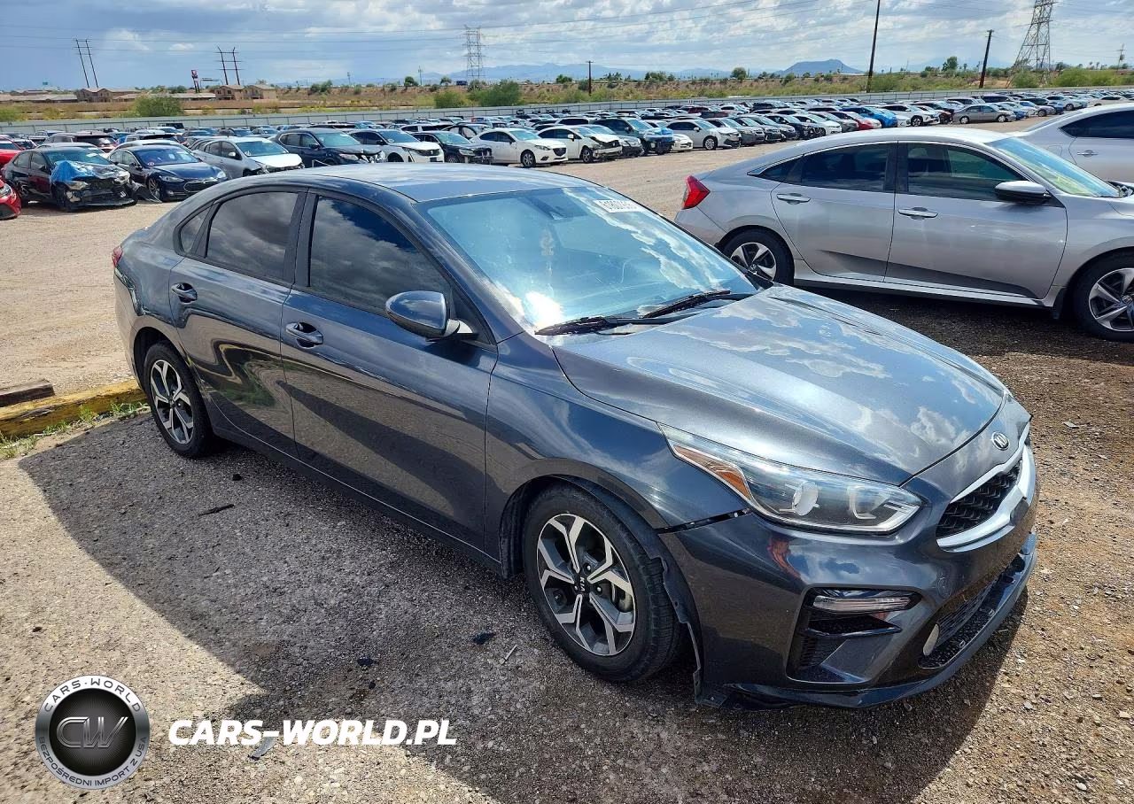 2021 Kia Forte Lxs VIN:3KPF24AD6ME294837 - 4