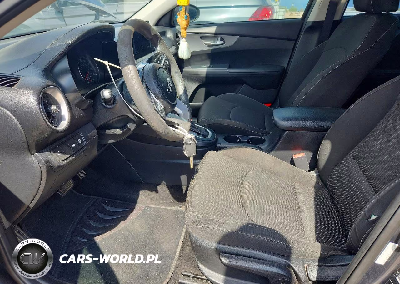 2021 Kia Forte Lxs VIN:3KPF24AD6ME294837 - 7