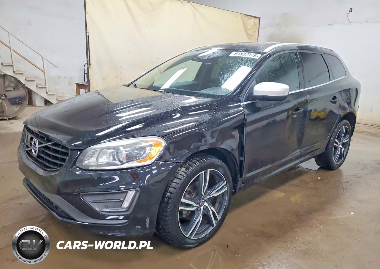 2017 Volvo Xc60 T6 R-Design Platinum