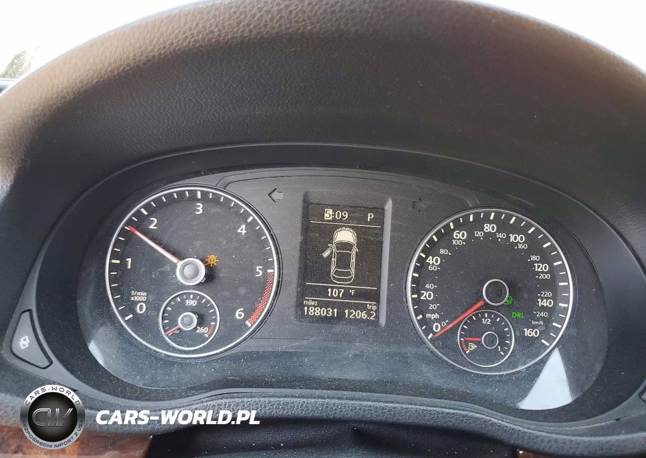 2012 Volkswagen Passat Sel VIN:1VWCN7A36CC010323 - 9