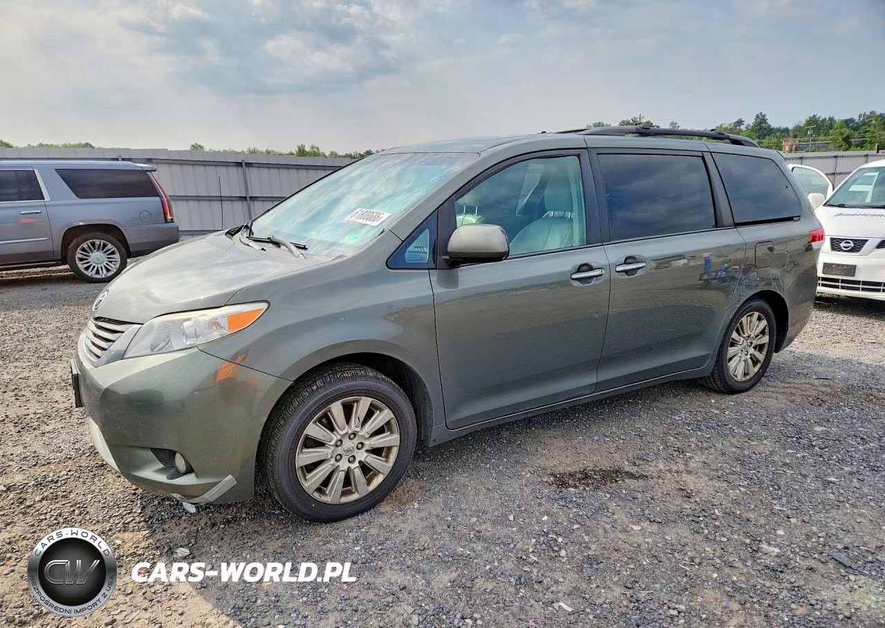 2013 Toyota Sienna