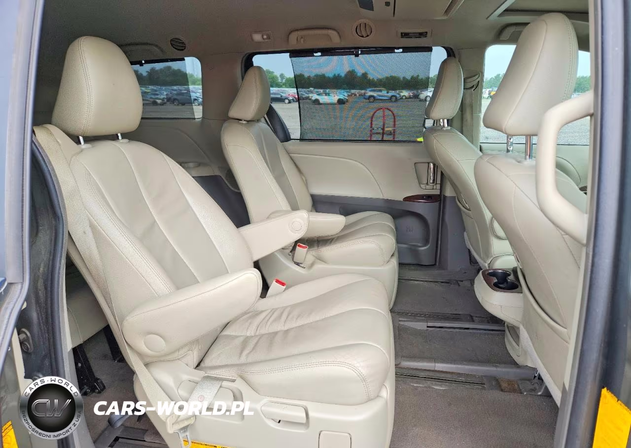 2013 Toyota Sienna VIN:5TDDK3DC7DS061818 - 11