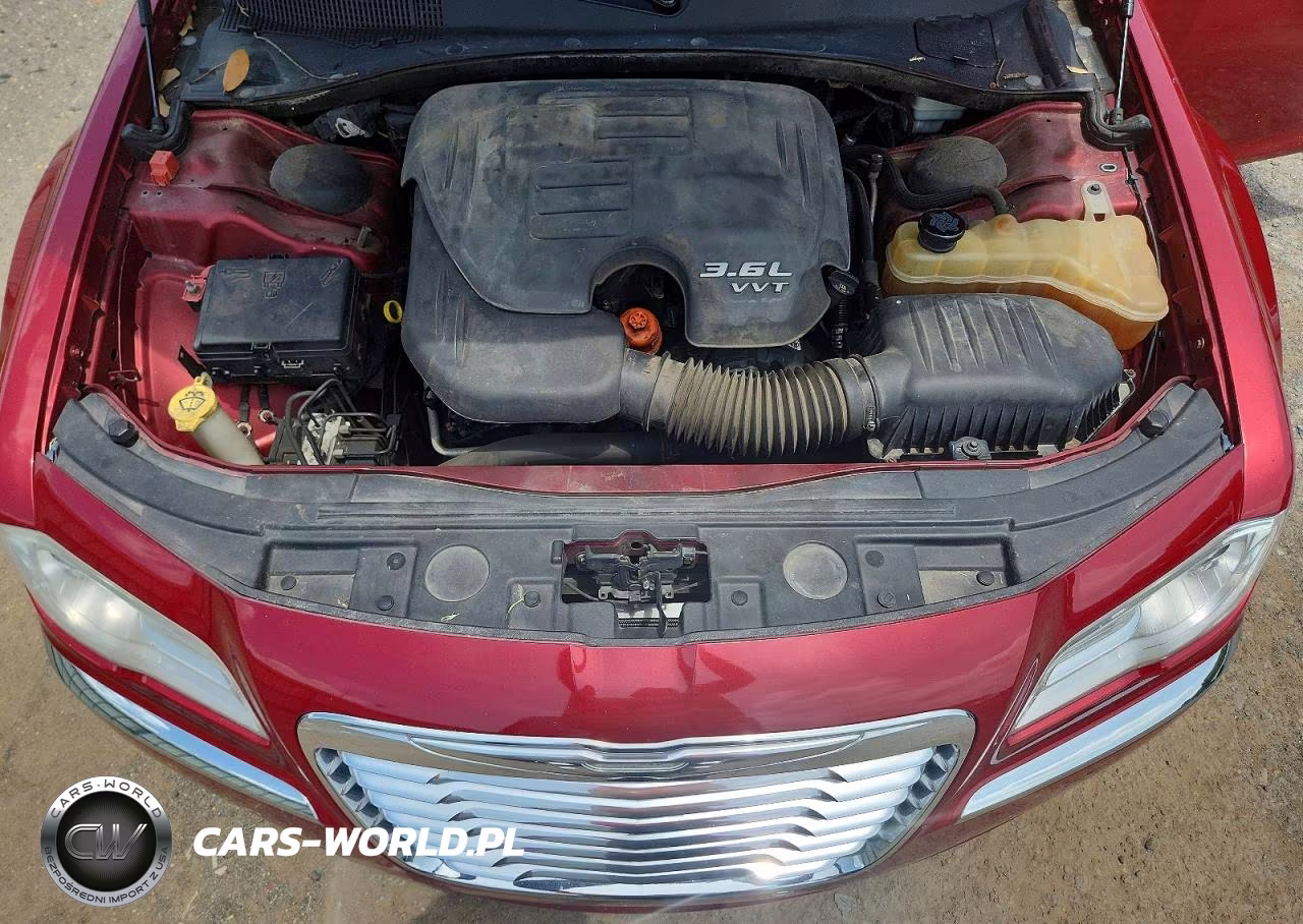 2012 Chrysler 300 VIN:2C3CCAAG5CH213830 - 11