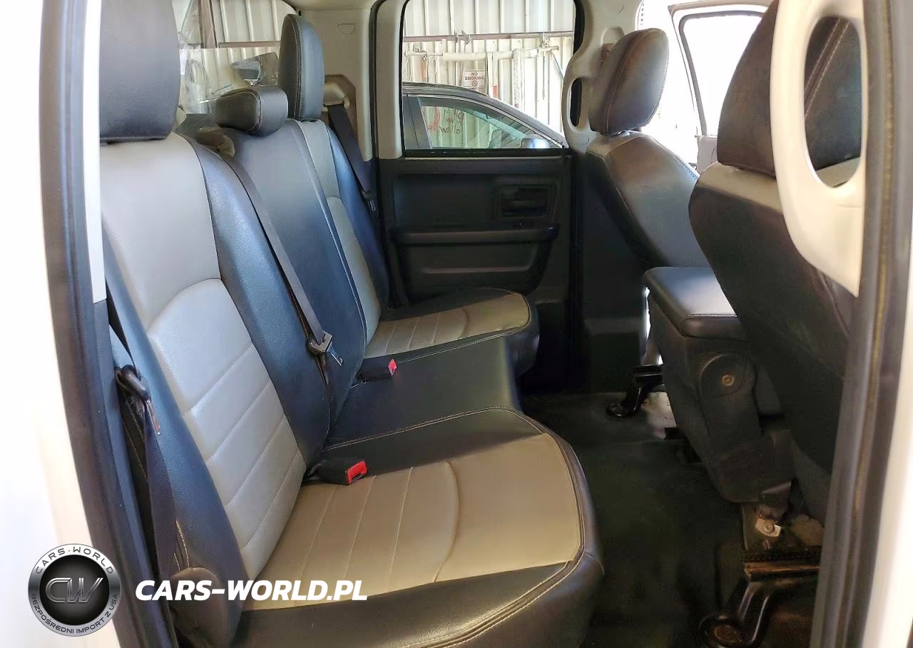 2011 Dodge Ram 1500 VIN:1D7RB1GKXBS635982 - 10