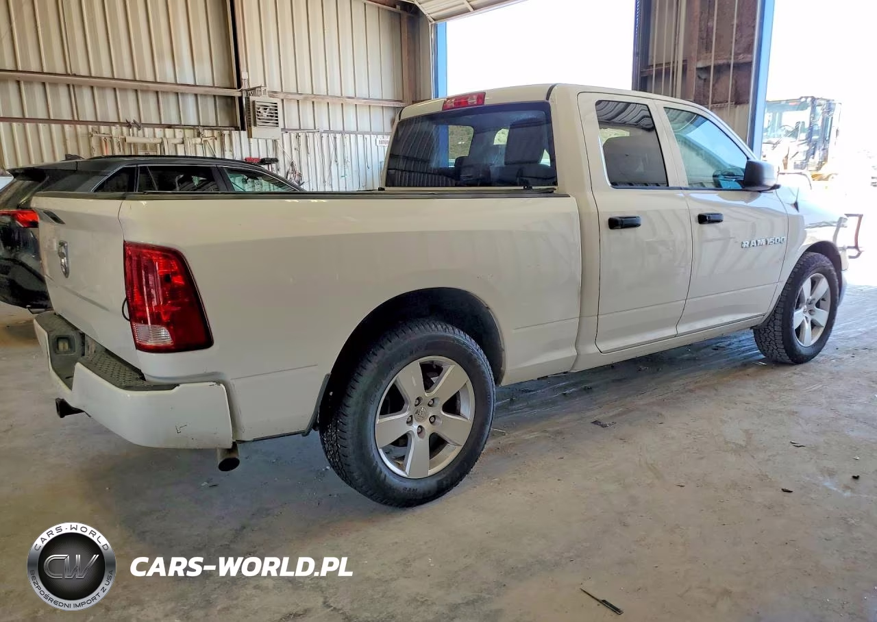 2011 Dodge Ram 1500 VIN:1D7RB1GKXBS635982 - 3