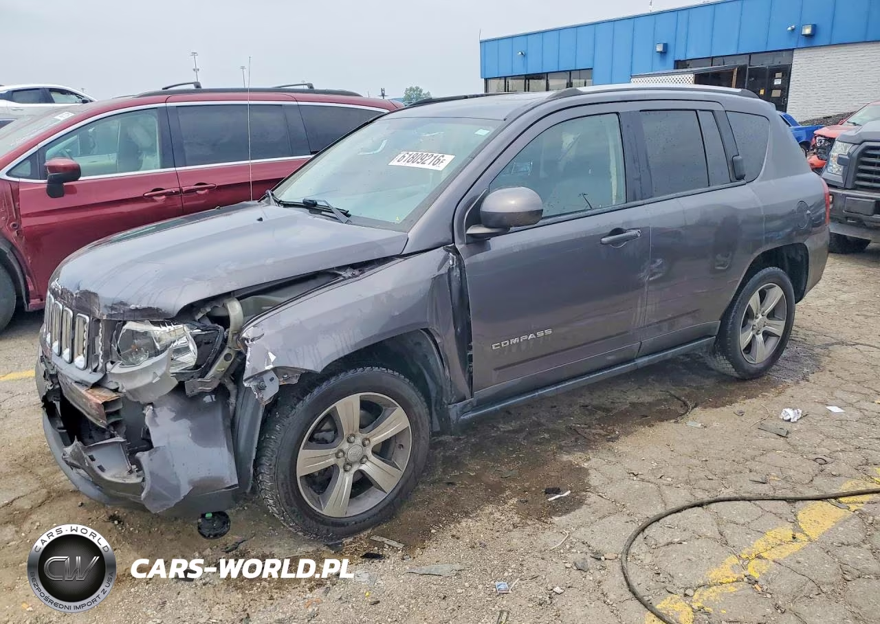 2017 Jeep Compass Latitude VIN:1C4NJCEB8HD185532 - 1