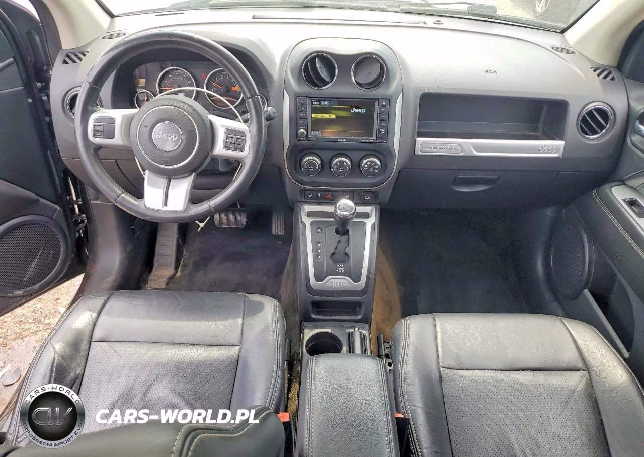 2017 Jeep Compass Latitude VIN:1C4NJCEB8HD185532 - 8