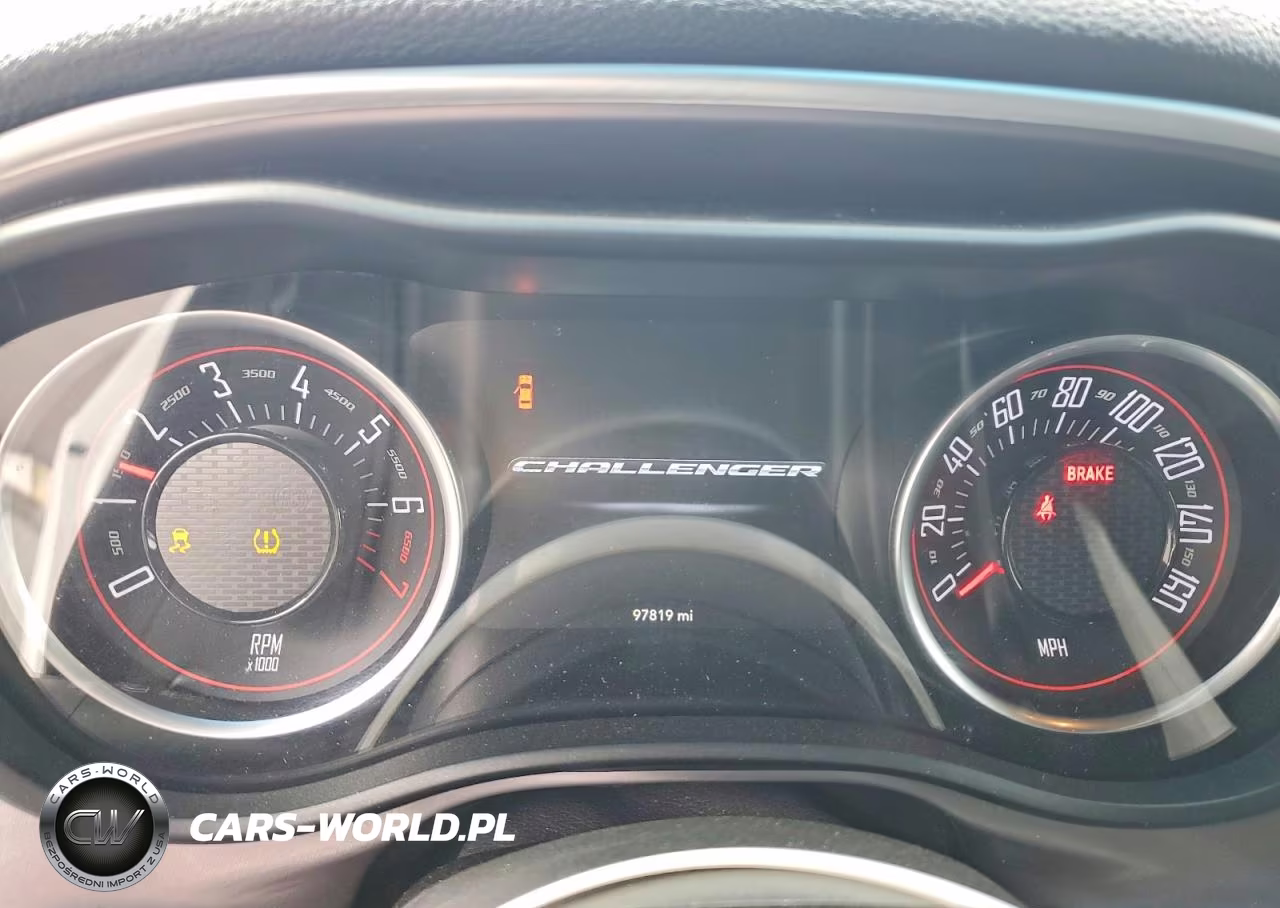 2021 Dodge Challenger Sxt VIN:2C3CDZGG2MH509375 - 9