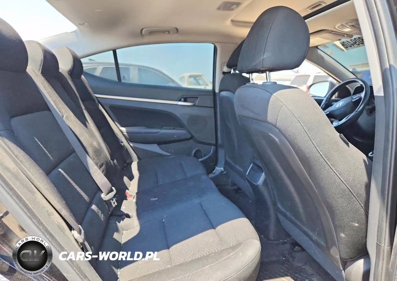 2019 Hyundai Elantra Value Edition VIN:KMHD84LF0KU770711 - 10
