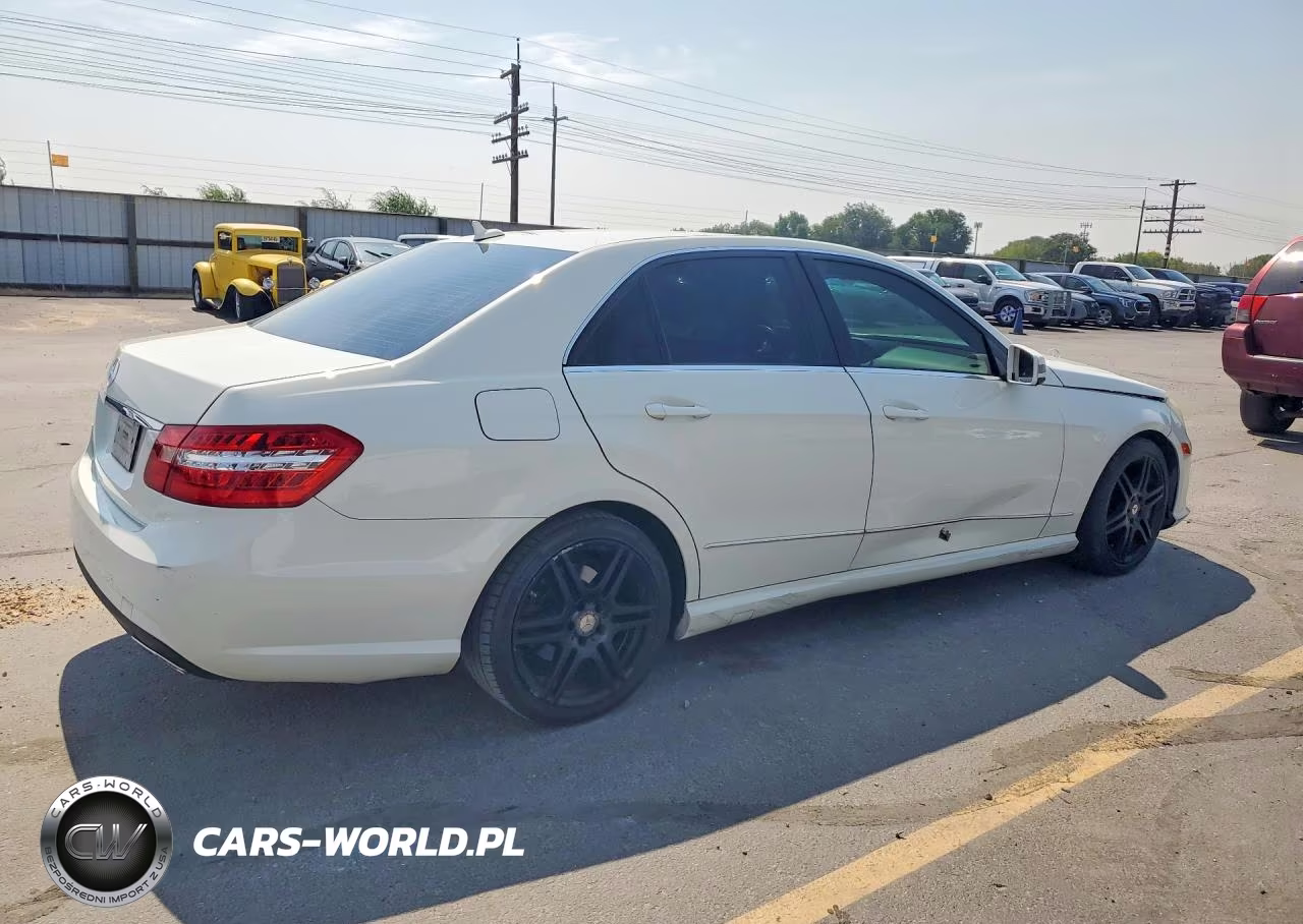 2010 Mercedes-Benz E 350 VIN:WDDHF5GB3AA076139 - 3