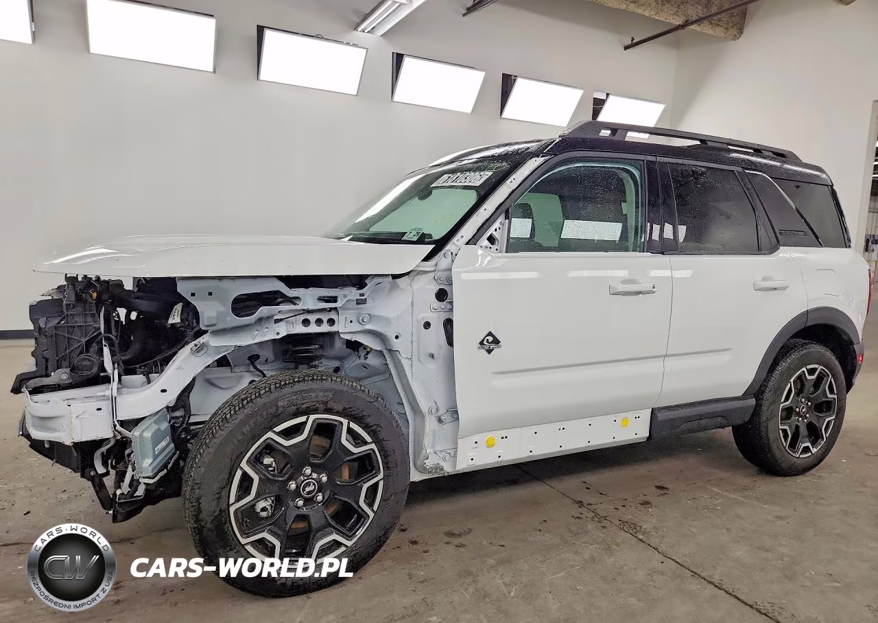 2025 Ford Bronco Sport Outer Banks – zdjęcie 1 z 14