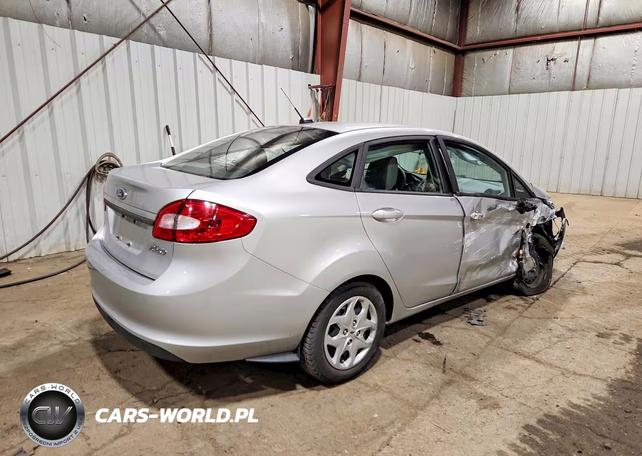 2012 Ford Fiesta S VIN:3FADP4AJ6CM126530 - 3