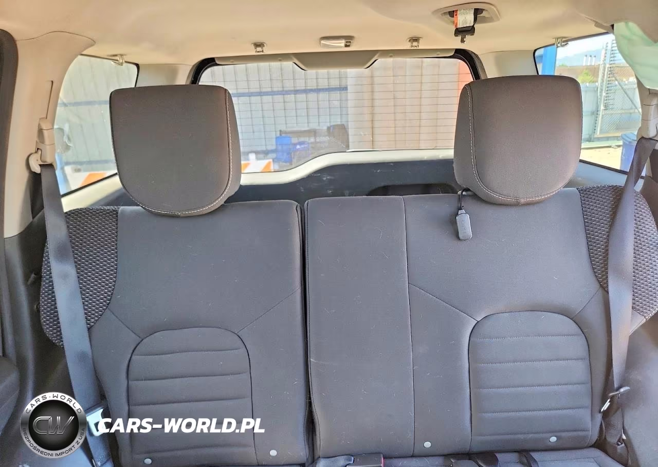 2015 Nissan Xterra Pro-4X VIN:5N1AN0NW9FN656398 - 10