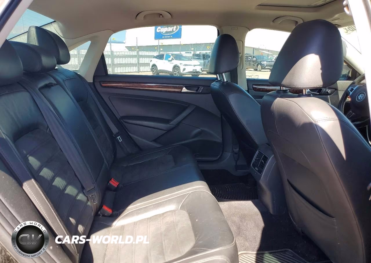 2013 Volkswagen Passat Sel VIN:1VWCN7A36DC050175 - 10
