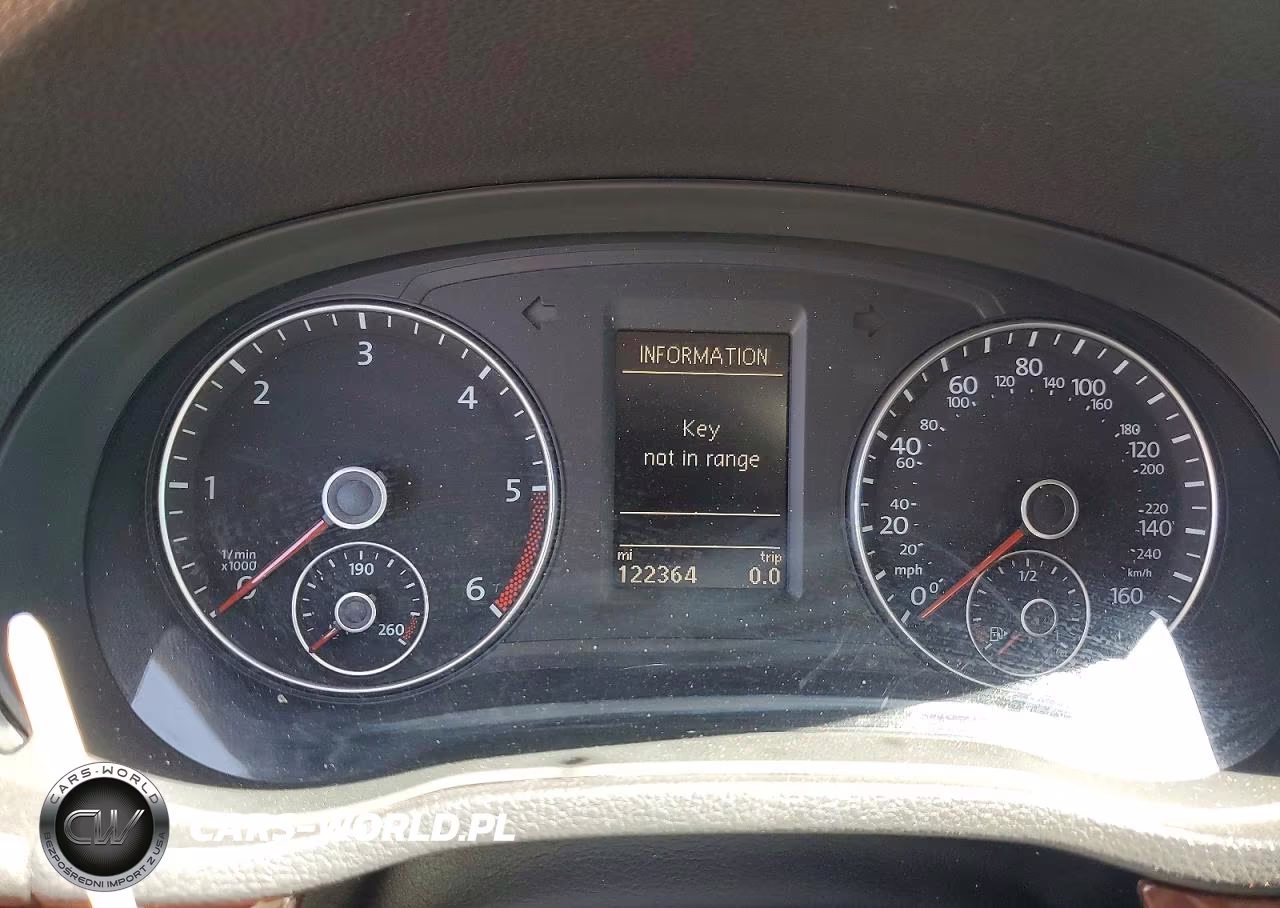 2013 Volkswagen Passat Sel VIN:1VWCN7A36DC050175 - 9