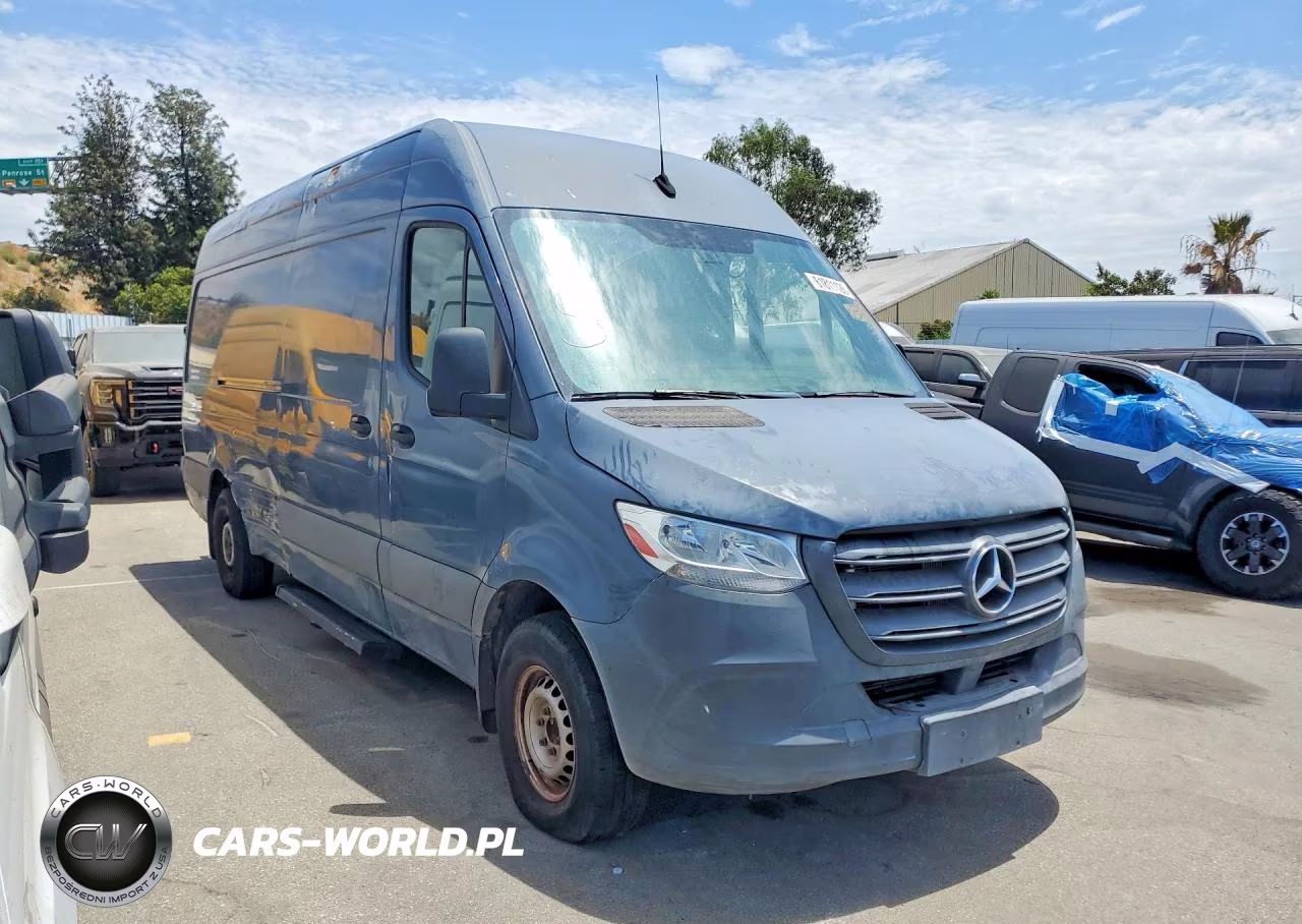 2019 Mercedes-Benz Sprinter 2500-3500 Delivery Van VIN:WD4PF1CD7KP148695 - 4