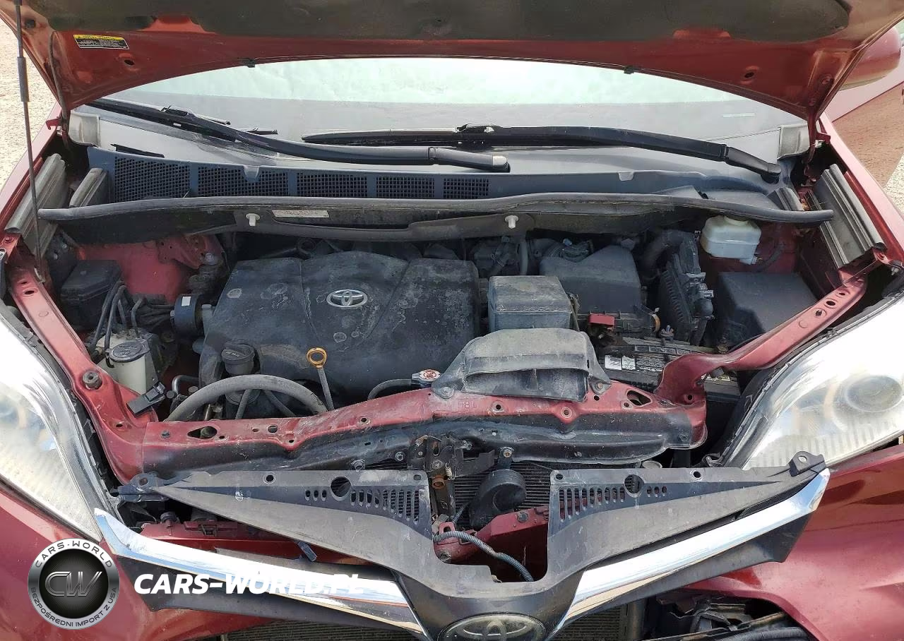 2019 Toyota Sienna Le VIN:5TDKZ3DC2KS983946 - 12