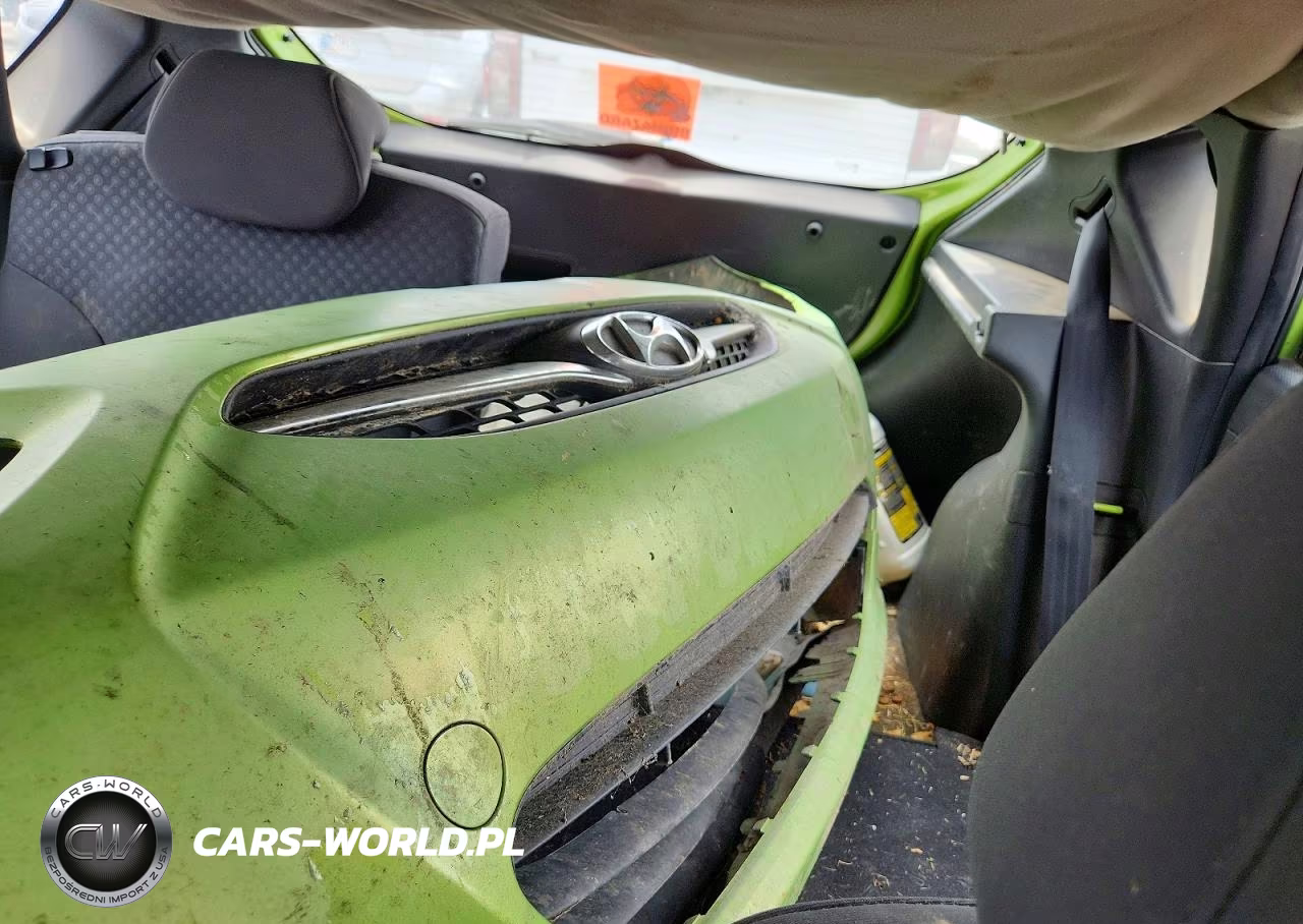 2012 Hyundai Accent Se VIN:KMHCU5AE1CU023451 - 10