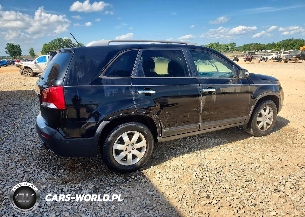 2012 Kia Sorento Lx VIN:5XYKT3A61CG192306 - 3