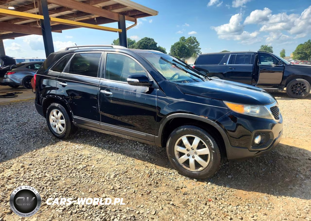 2012 Kia Sorento Lx VIN:5XYKT3A61CG192306 - 4