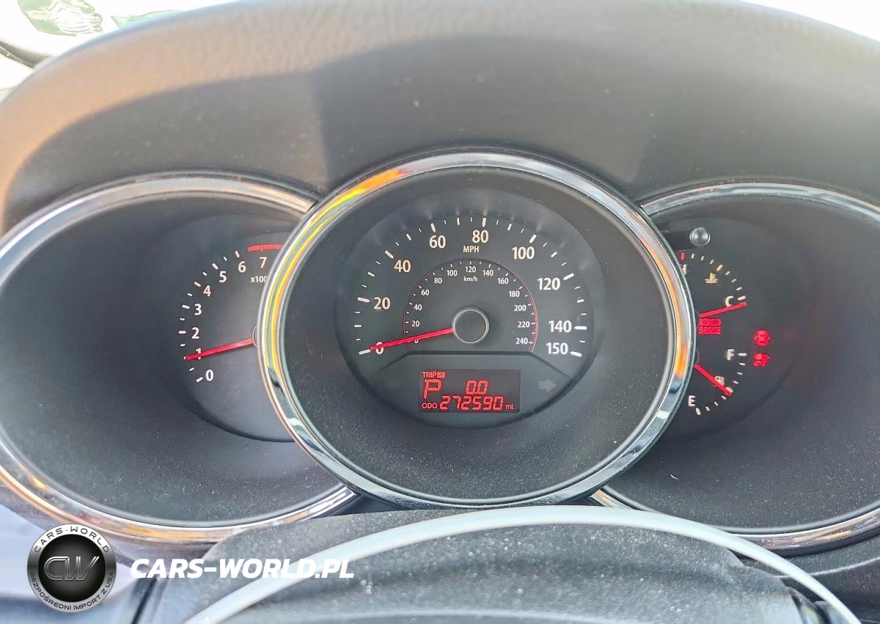 2012 Kia Sorento Lx VIN:5XYKT3A61CG192306 - 9