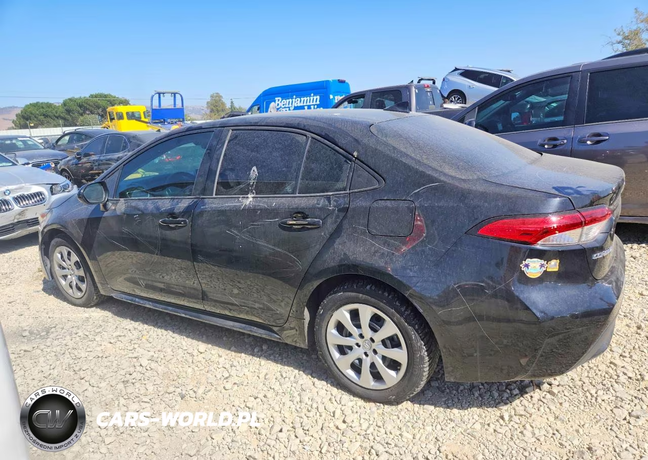 2021 Toyota Corolla Le VIN:5YFEPMAE9MP211633 - 2